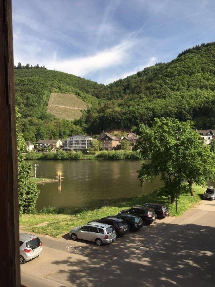 Die Quelle Bernkastel-Kues Bagian luar foto